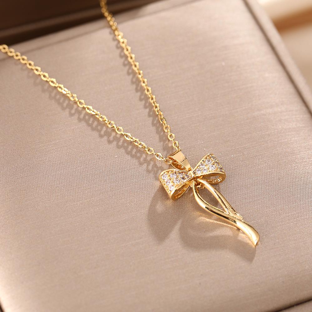 Women's Butterfly Titanium Necklace: Micro-Inlaid Diamonds, Exquisite Luxury, Non-Fading Design