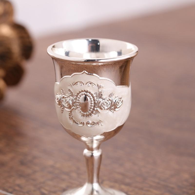 European Style Wine Glasses Retro Dinnerware Goblet Spirit Vodka Champagne Glasses Beverage Tumbler for Party Home Bar