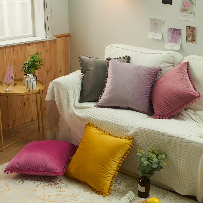 Set of 2 Velvet PIllowcase Solid Cushion Cover with Pom Poms Ball Throw Pillow Covers for Home Bed Sofa Decor 45X45  30X50 Cm