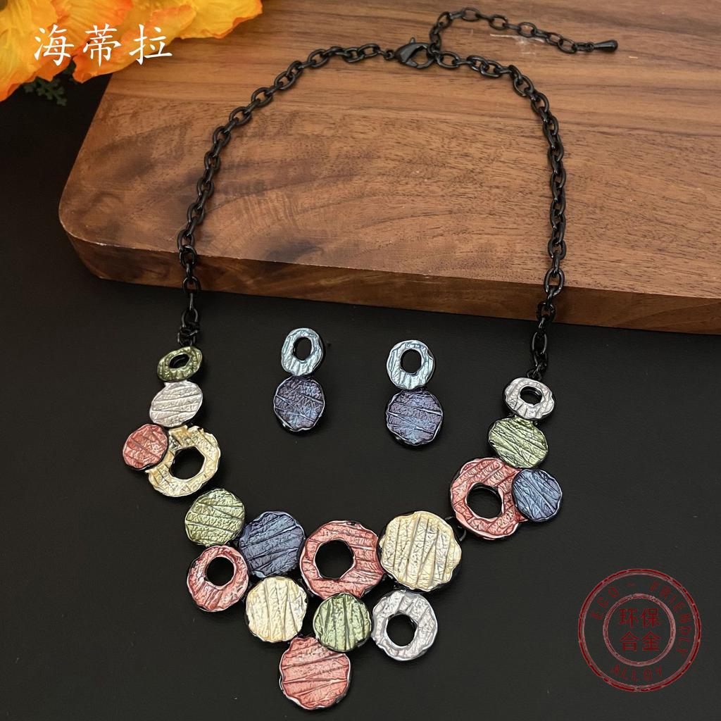 New color painting oil geometric hollow round necklace earrings set fashionable women's round jewelry set