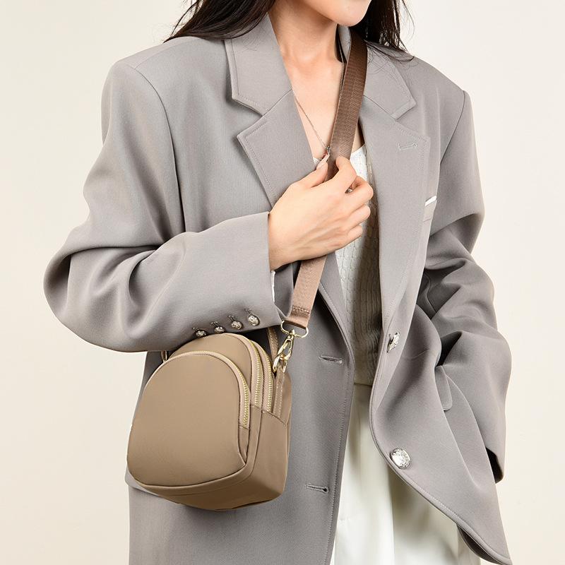 Lightweight and Simple Three-layer Storage Handbag Women's Versatile Casual Shoulder Bag Solid Color Commuter Messenger Shell Bag