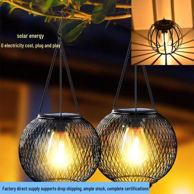 Solar Schmiedeeisen Laternenlicht: Retro Mesh Hängeleuchte für Outdoor-Garten, Hof und Balkon-Ambiente.