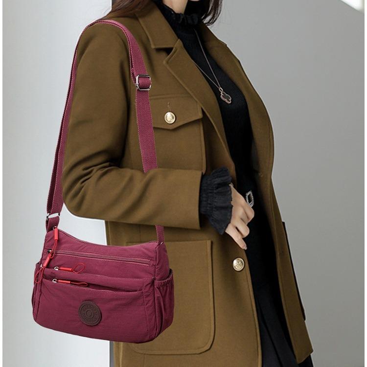 Multi-compartment Casual and Lightweight Crossbody Bag for Women
