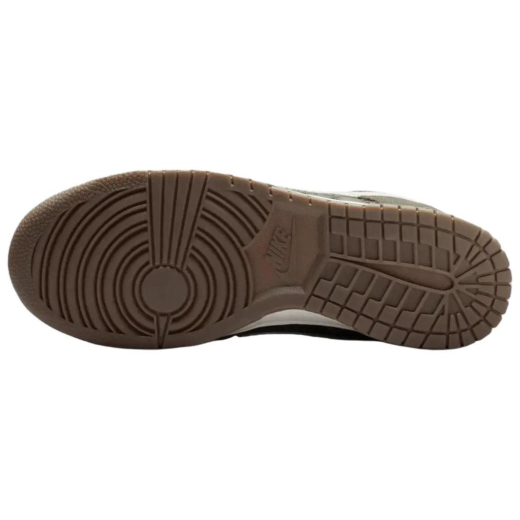 Nike Dunk Low Premium SE Oliva Media Sneakers da Donna Verde Gomma-Marrone Scuro Bianco IB6161-200