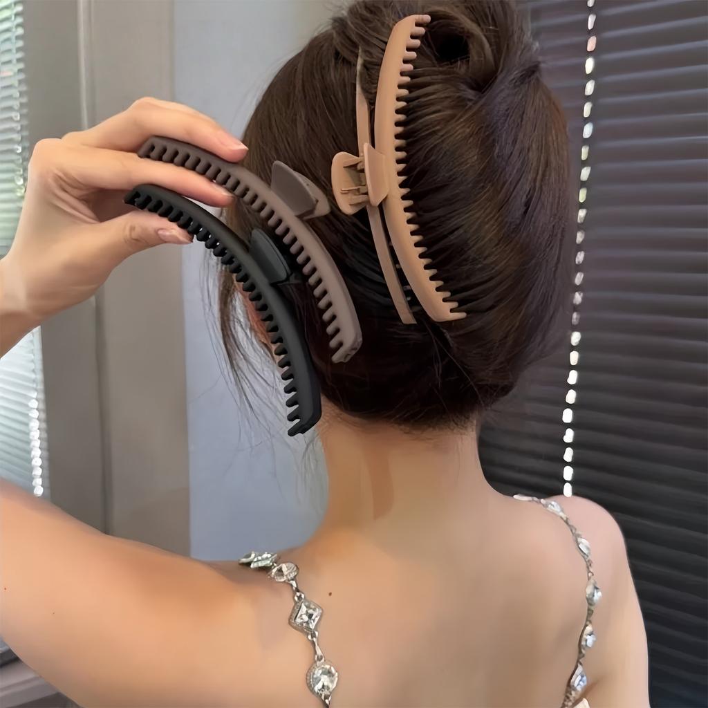 Fine Tooth Textured Hair Claw Clip For Steady Styles Smooth Grip Matte Finish Lightweight Design Compact Hair Tool