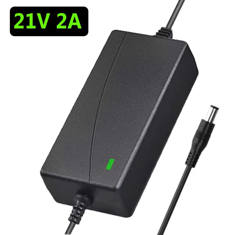 Caricabatterie Li-ion 21V 18V 2A Adattatore Caricabatterie per Utensili Elettrici Caricabatterie Batteria al Litio Adattatore Alimentatore DC 5.5*2.5MM