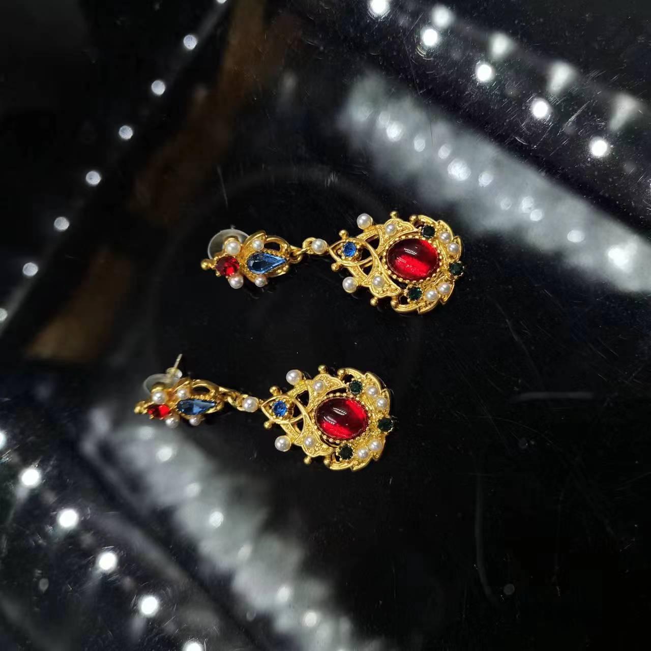 

Красочный ретро брошь-сет в придворном стиле с жемчугом и серебром 925 пробы - Рождественская и Новогодняя коллекция 18K Gold Plated