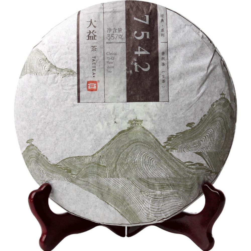 Čajový koláč Pu erh Menghai Dayi 7542 Čínský Yunnan Puerh Syrový čaj 357g