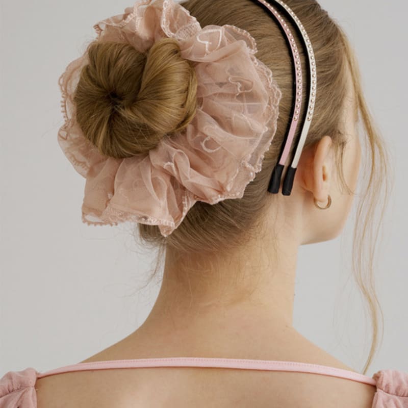 

Жан Поль Кларисс Прозрачная резинка-скранчи в форме сердца JP-25-035S black