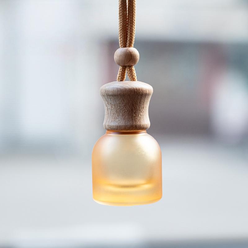 1 Stück nachfüllbare Auto ätherisches Öl Diffusor Flasche 11 ml Leerer Auto Lufterfrischer Anhänger Parfüm Glasflasche mit Holzkappen