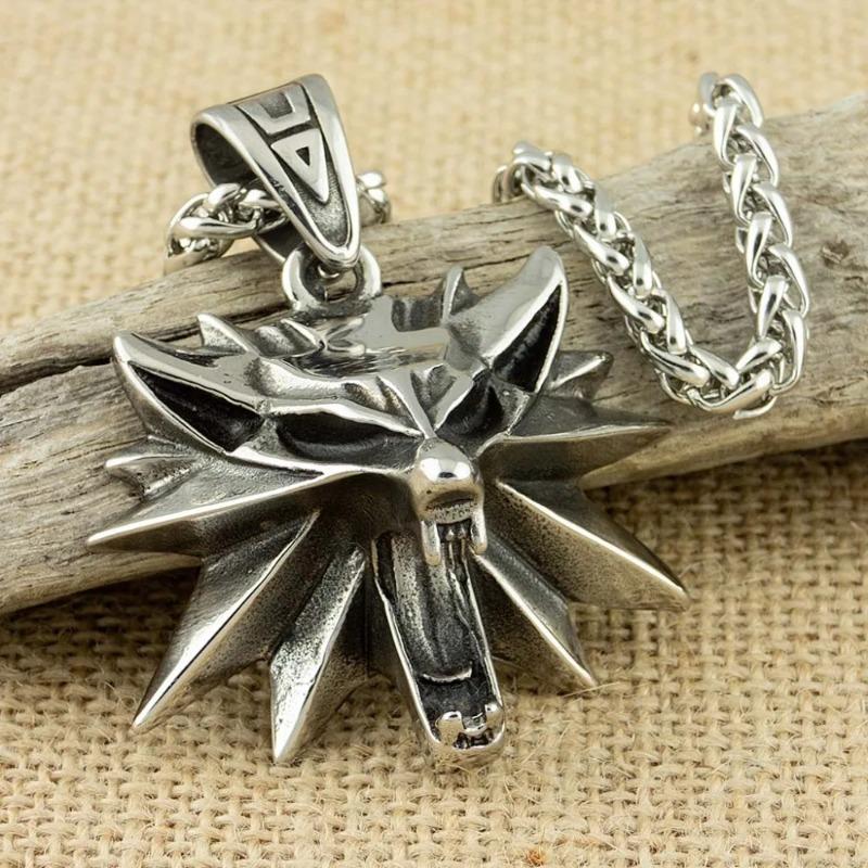 Stainless Steel Wolf Head Pendant Necklace for Geralt The Wild Hunt 3 Game 53x43mm Wizard Wolf 60cm