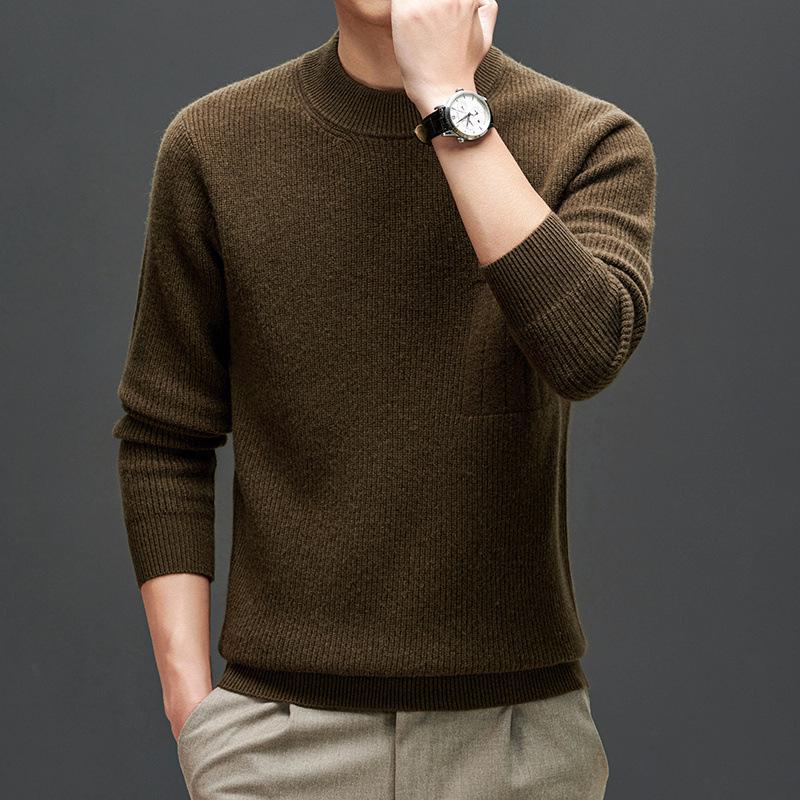 Men's 2025 Winter Wool Sweater: Fashionable Korean Style, Loose Fit, Thickened Round Neck for Middle-Aged and Young Men.