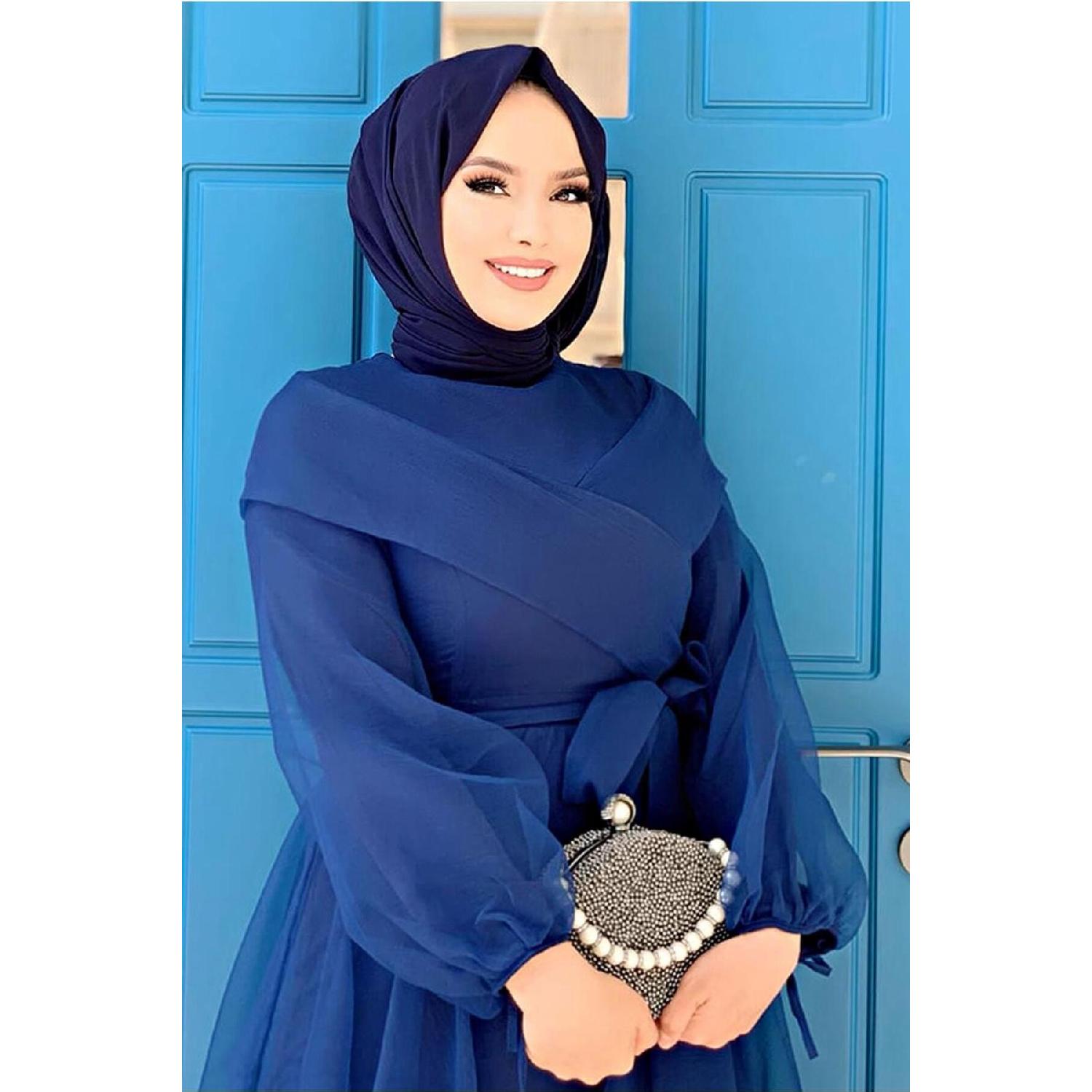 

Женское темно-синее вечернее платье из тюля с поясом T 4693 38