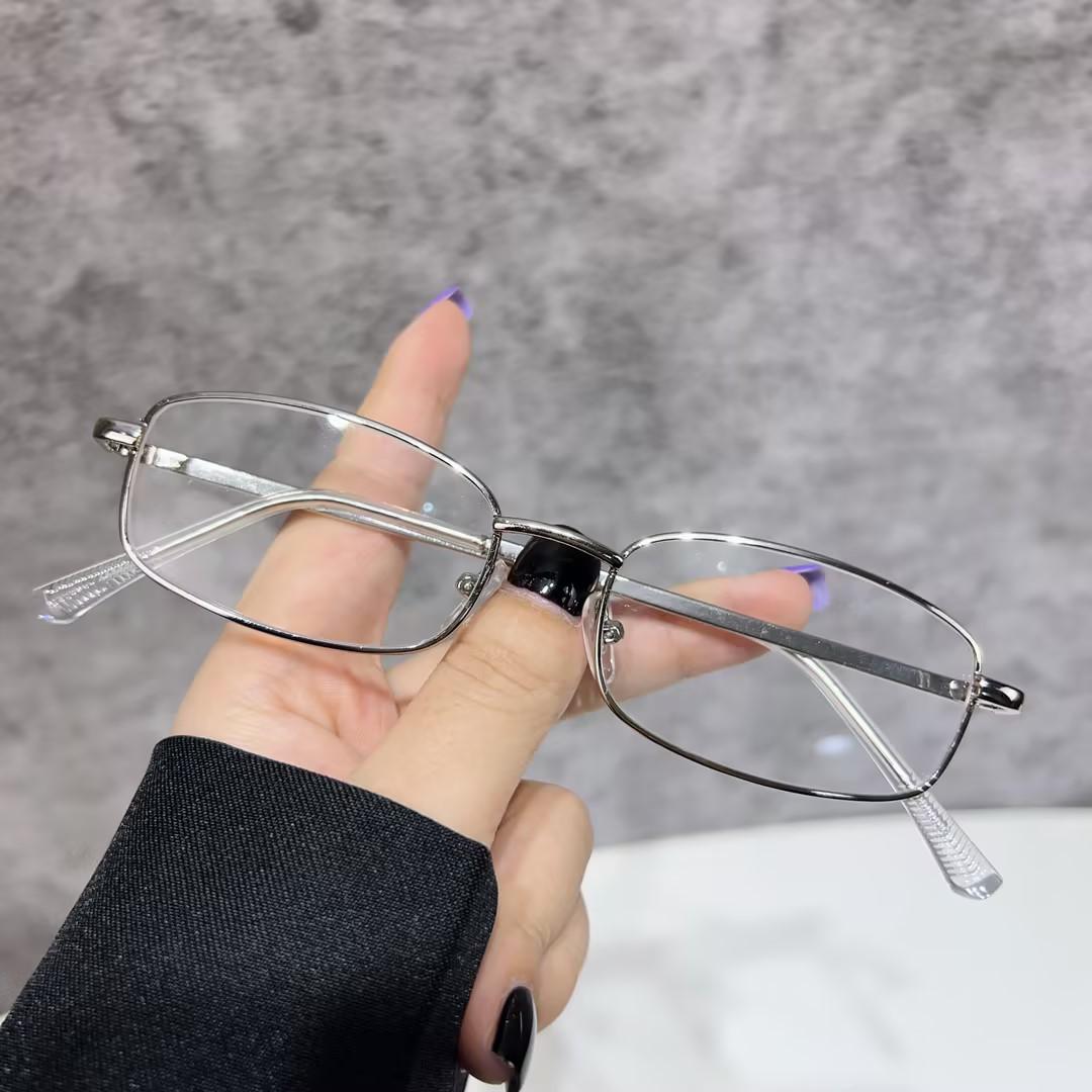 

Y2K Harajuku Small Square Frame Glasses Women Classic Style Metal Glasses Clear Reading Spectacle Blue Light Blocking Eye Wear