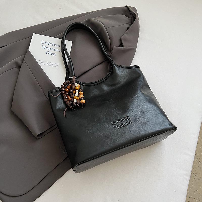 Retro Bag Women's Large-capacity New Autumn Fashionable Simple Shoulder Bag Casual Fashion Commuter Tote Bag