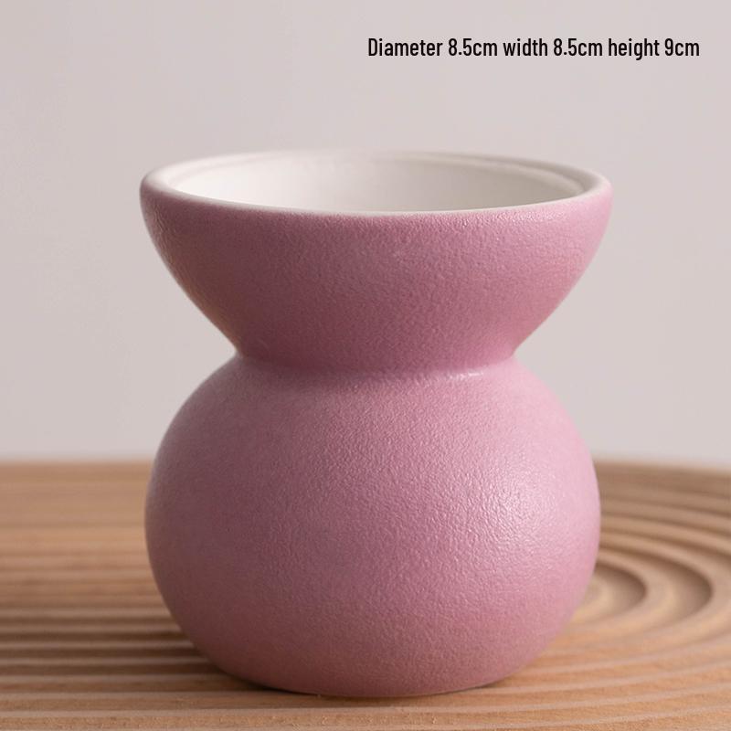 Ceramic Candlestick for Romantic Candlelit Dinners and Aromatherapy, Small Candle Holder for Holiday Atmosphere.
