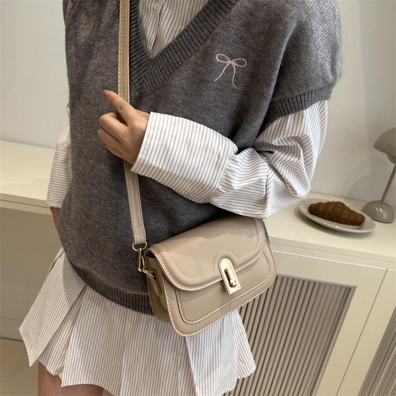 Trendy Retro Small Crossbody Square Bag For Autumn Elegant Casual Use Available In Black White Khaki And Brown