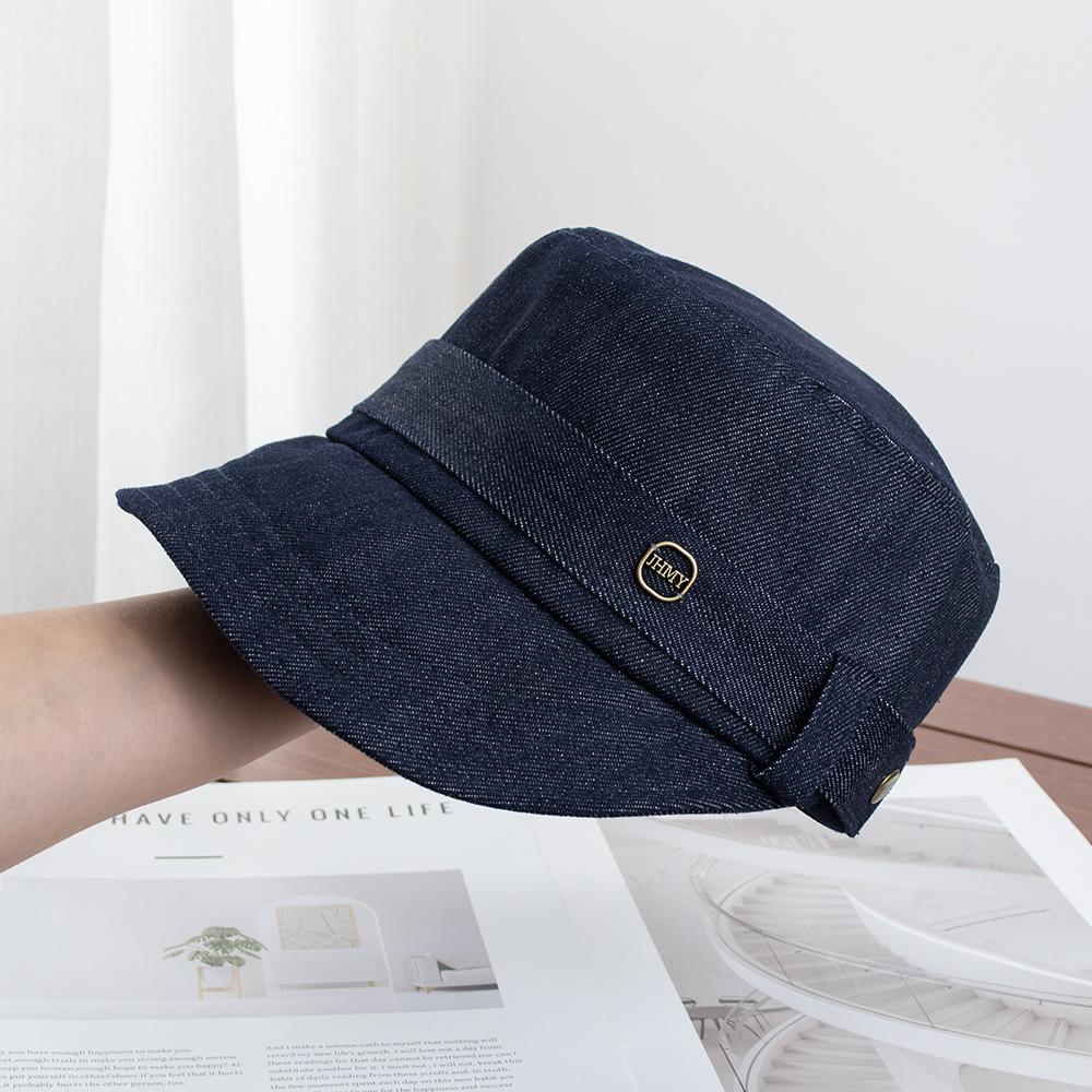 Retro deep denim flat top cap women's autumn new face small metal buckle equestrian hat versatile and advanced sense