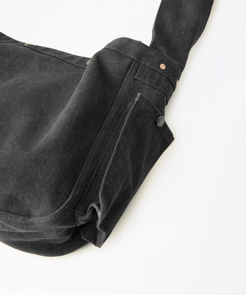 Outstanding Newspaper Bag_Black