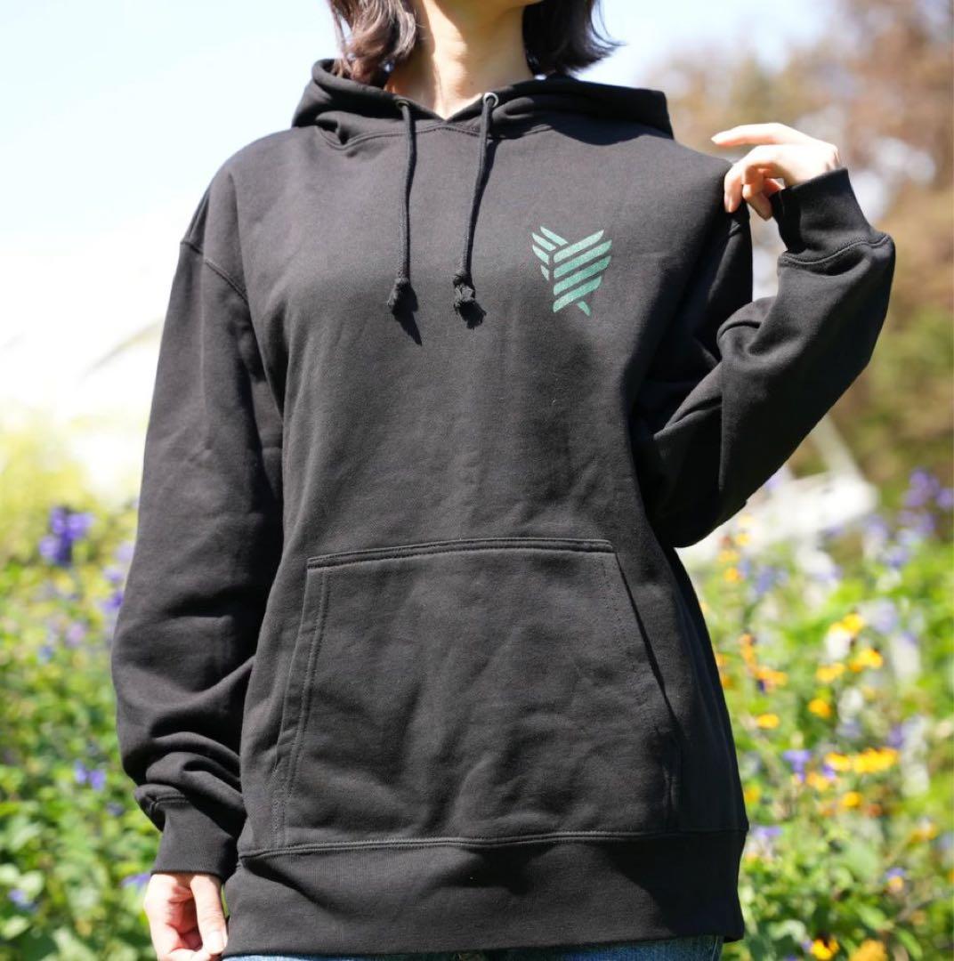 

[USED] Attack on Titan Online Exhibition Exclusive Levi Pullover Hoodie (Sold Out) Size M