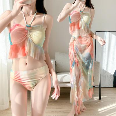 2025 New Bikini Bikini Split Swimsuit Female Internet Celebrity Vacation Hot Spring Senior Sense Beach Swimsuit