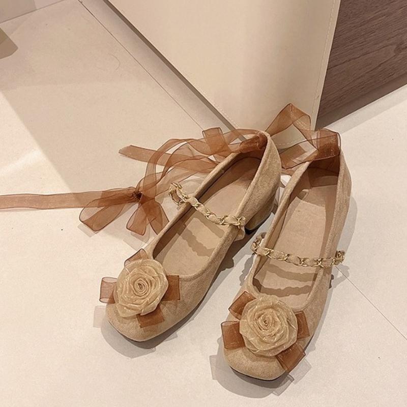 Moda 2025 Damskie Wysokie Obcasy Moda Metalowy Łańcuszek Wstążki na Kostkę Buty Mary Jane Eleganckie Kwiaty Kwadratowy Czubek Czółenka Damskie Flanelowe Obcasy