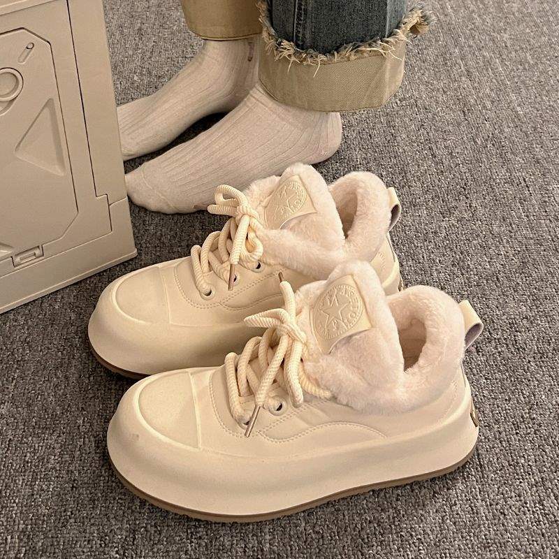 

Флисовые маленькие белые туфли женские зимние универсальные на платформе нишевые повседневные кеды 2025 новые интернет-знаменитость спортивные хлопковые туфли 40