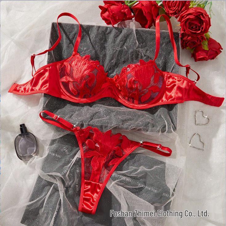 Y Ekskluzywny Zestaw Bielizny z Kwiatowym Haftem dla Kobiet 23171