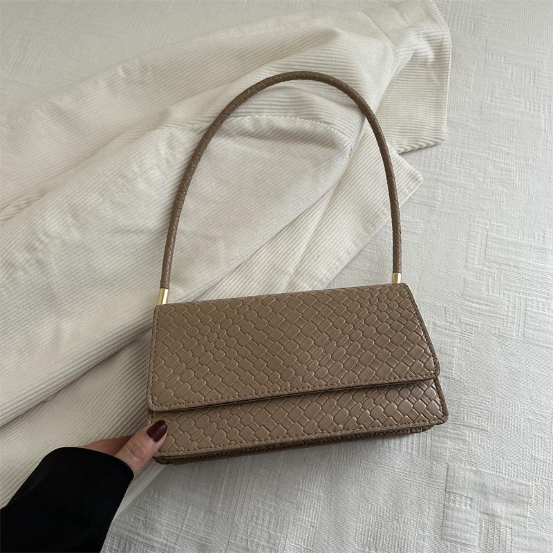 Simple shoulder bag, foreign style hand bag, new woven pattern versatile casual armpit bag