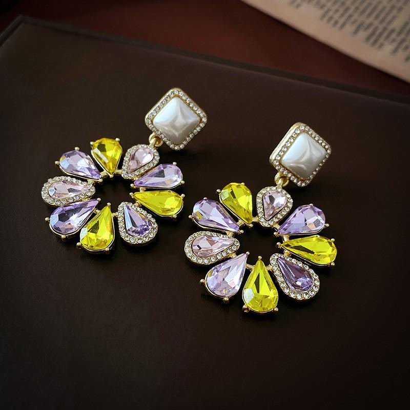 Französisches Gericht Strass-Wassertropfen Schmuckset: Luxuriöses Halsketten- und Ohrring-Set für Damen