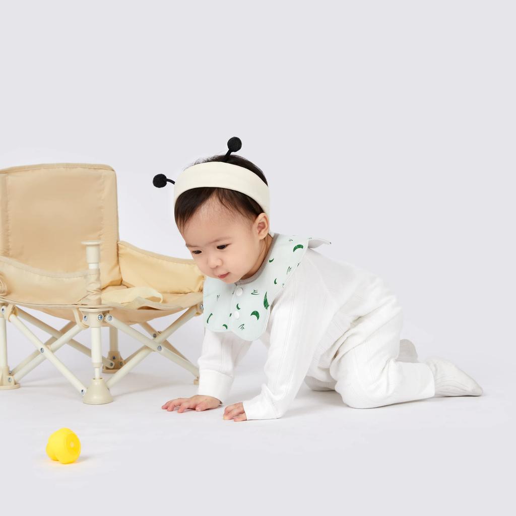 Baby Cute and Baby Aprons for for Boys and Girls Jio.Jio Bibs, 360° Waterproof, 5-Piece Set, 100% Cotton, Soft, Petal-Shaped Mealtimes, (C)