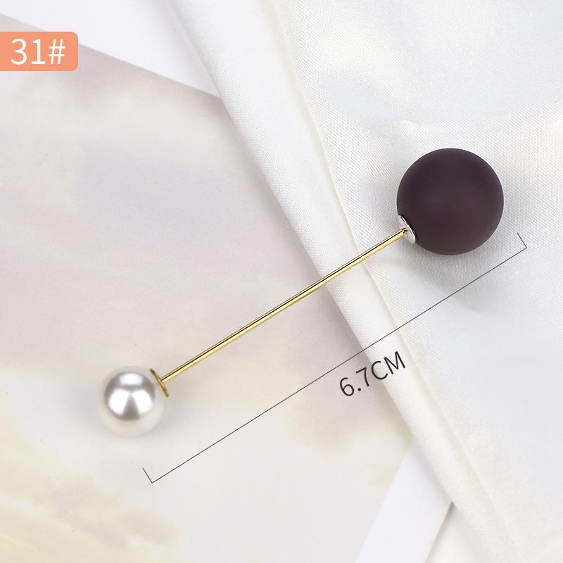 Pearl Anti-Exposure Brooch: Women's Waist-Cinching Pin & Clothing Decoration