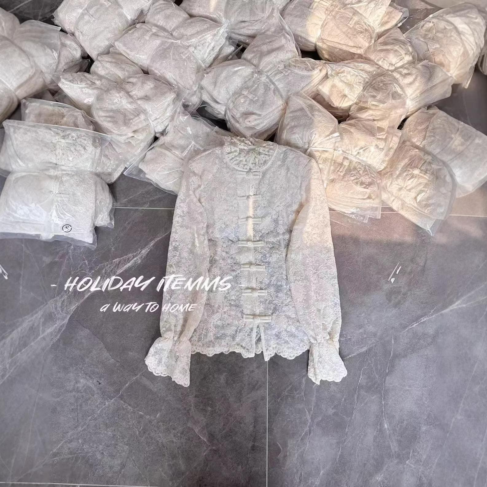 

Вышитая крючком кружевная рубашка в китайском стиле с воротником-стойкой и длинным рукавом - Коллекция ранней весны Small белый