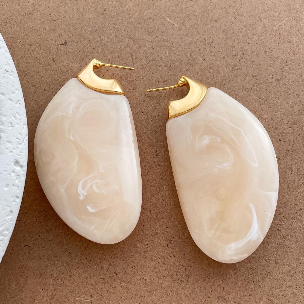 Exaggerated Black Beige Color Resin Acrylic Geometric Irregular Drop Earrings for Women Real Gold Silver Plated Copper бежевый