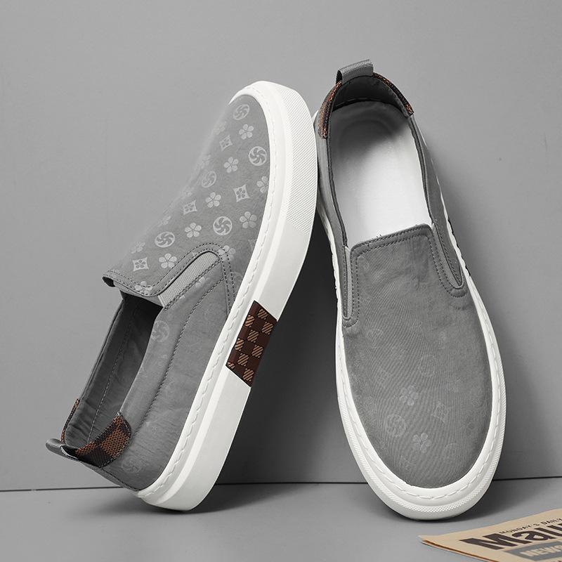 2025 Summer New Breathable Canvas Shoes Men's Versatile Casual Shoes Men's Board Shoes Overfitting Men's Shoes Thin Men's Cloth Shoes