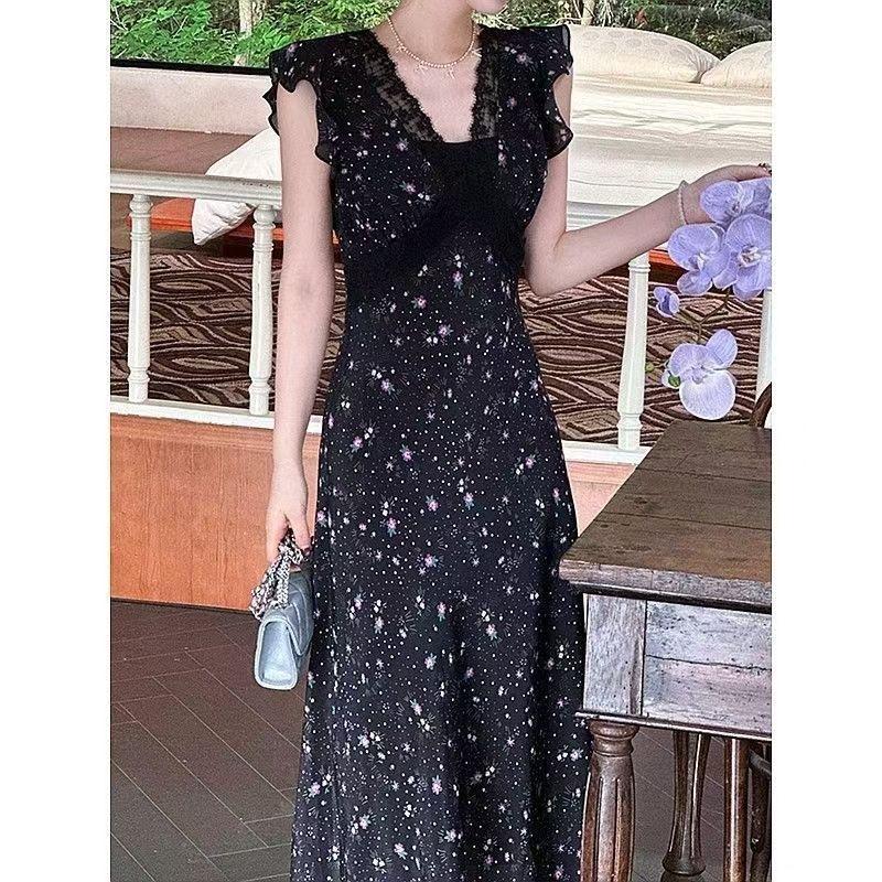 LC black lace splicing floral dress summer vacation French style unique temperament beautiful oblique cut pinch