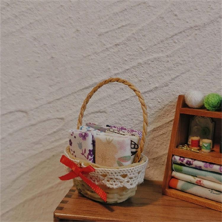 Delicate Basket Mini Woven Basket for Dollhouses and DIY Projects Photo Props for Dollhouses Scene Setting