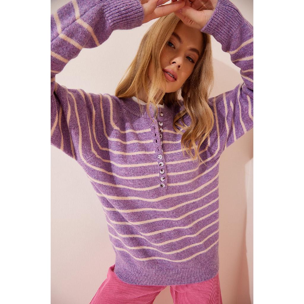 Gestreifter Strickpullover mit Knopfkragen in Knochenschwarz für Damen Lx00040