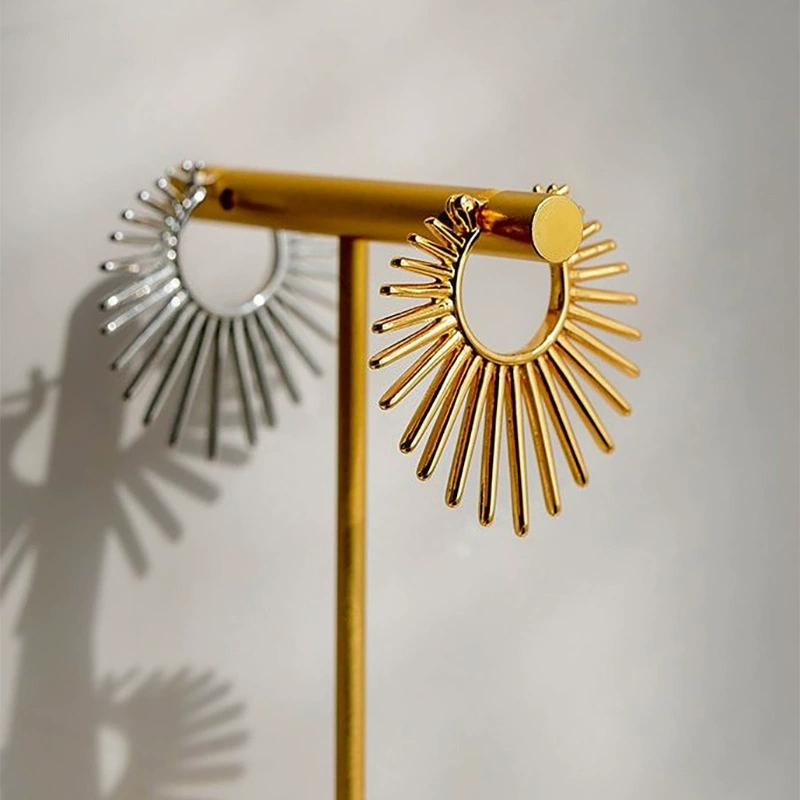 Punk Fan Shaped Metal Sunflower Exaggerated Hoop Earrings for Women Versatile Simple Hollow Earrings Wholesale Jewelry Accessory