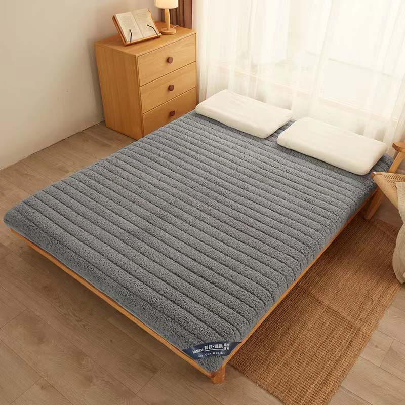 Winter atmungsaktive komfortable Studentenwohnheim Bett Matratze Topper warme Anti-Milben Plüsch Matratze weiche verdickte Bettwäsche Matte