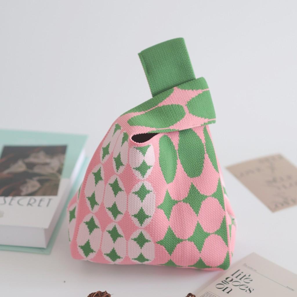 Trendy Knit Bucket Bag For Women Soft And Spacious Tote Bag With Eye-catching Patterns Ideal For Daily Wear And Gifts