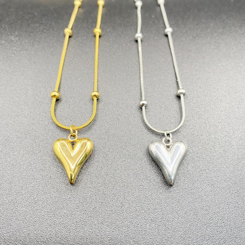 

Titanium Steel Heart Necklace - Non-Fading, High-End Minimalist Design for Mature Women