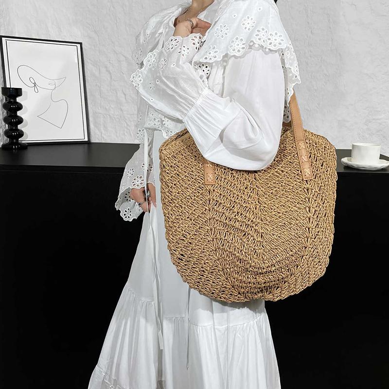 Straw Beach Bag Vintage Handmade Woven Shoulder Bag Raffia Circle Rattan Bags Bohemian Summer Vacation Casual Bags