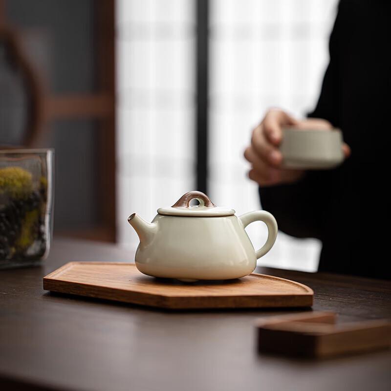 Ru Ware Portable Ceramic Travel Tea Set