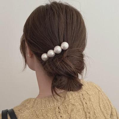 Elegante Forcina Grande di Perle: Elegante Molletta a Scatto & Accessorio Clip Laterale Tridimensionale