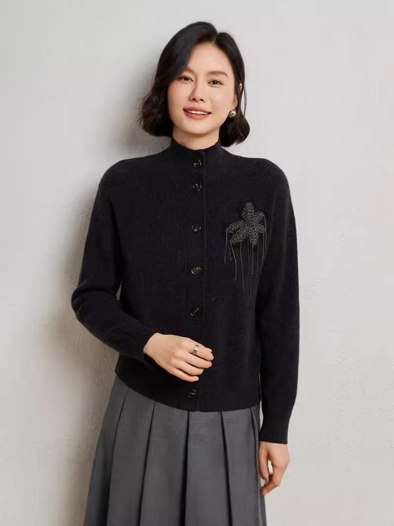 BC Style Cashmere Cardigan: Elegant Autumn/Winter Embroidered Floral Wool Knit Jacket for Women