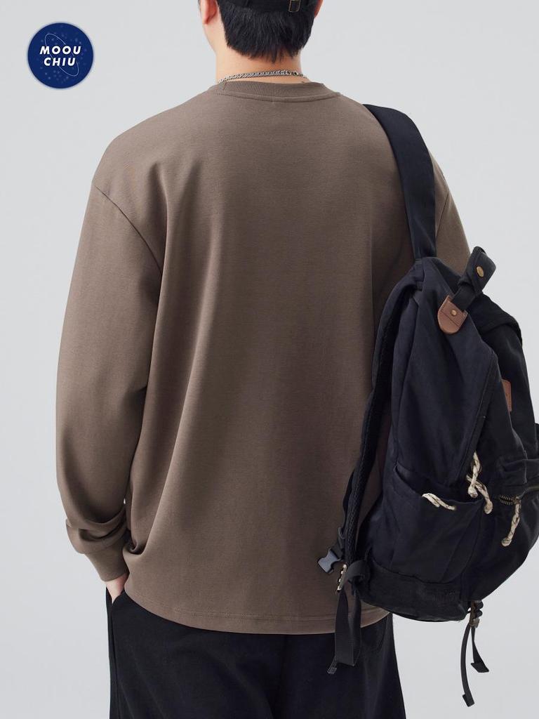 Mu Qiu Menswear | 2026 Spring Trend: Men's Loose Fit Round Neck Long Sleeve T-Shirt with Contrast Stitching