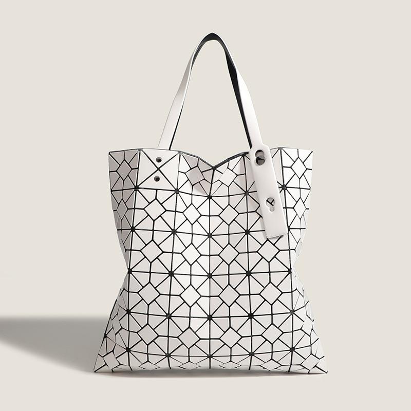 

New Trendy Geometric Diamond Tote Bag Versatile Six-grid Large-capacity Commuter Shoulder Armpit Bag
