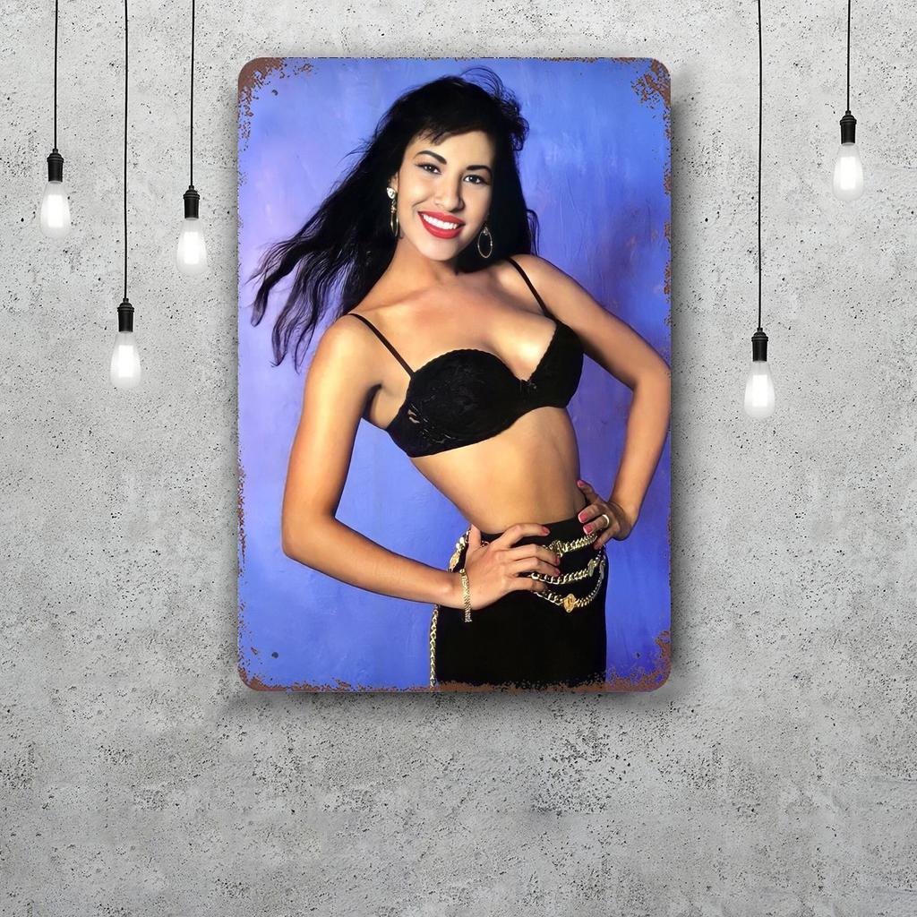Selena Quintanilla Retro Vintage Tin Sign Poster Decorative Plaque Metal Plate Wall Decor