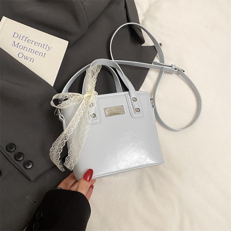 2025 summer high-end exquisite handbag bag women's shoulder messenger bag fashionable versatile bucket bag